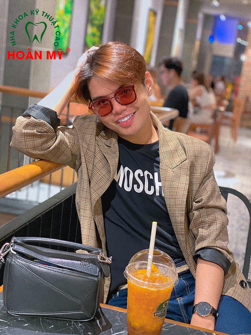Làm răng sứ và những nỗi lo thường trực cần lời giải đáp